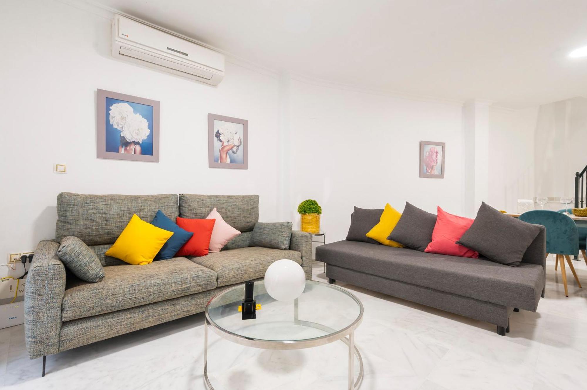 Santa Catalina Moderno Apartment เซบีญา ภายนอก รูปภาพ