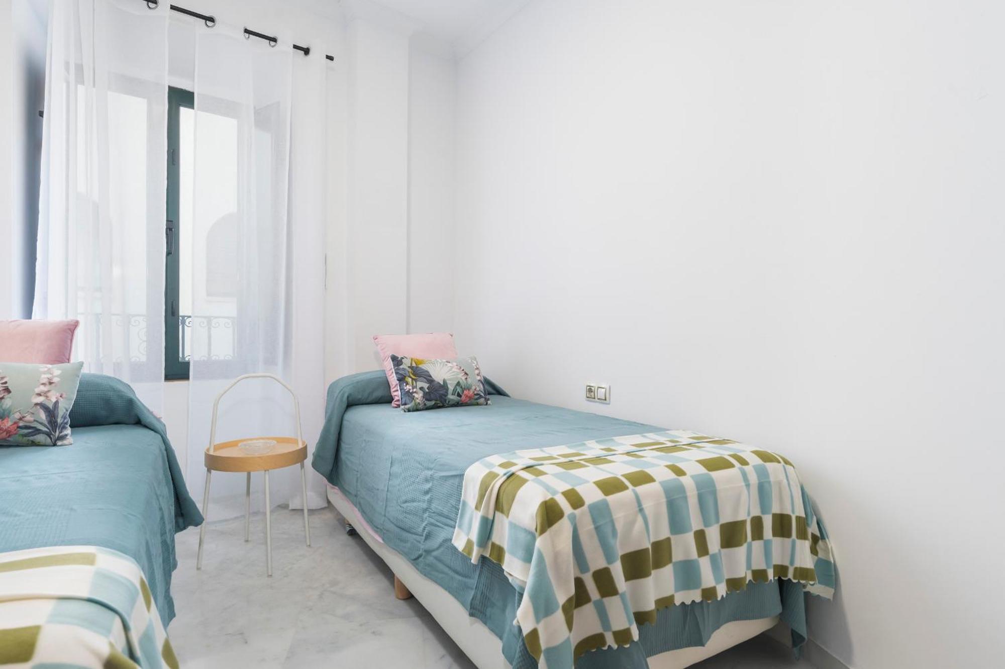 Santa Catalina Moderno Apartment เซบีญา ภายนอก รูปภาพ