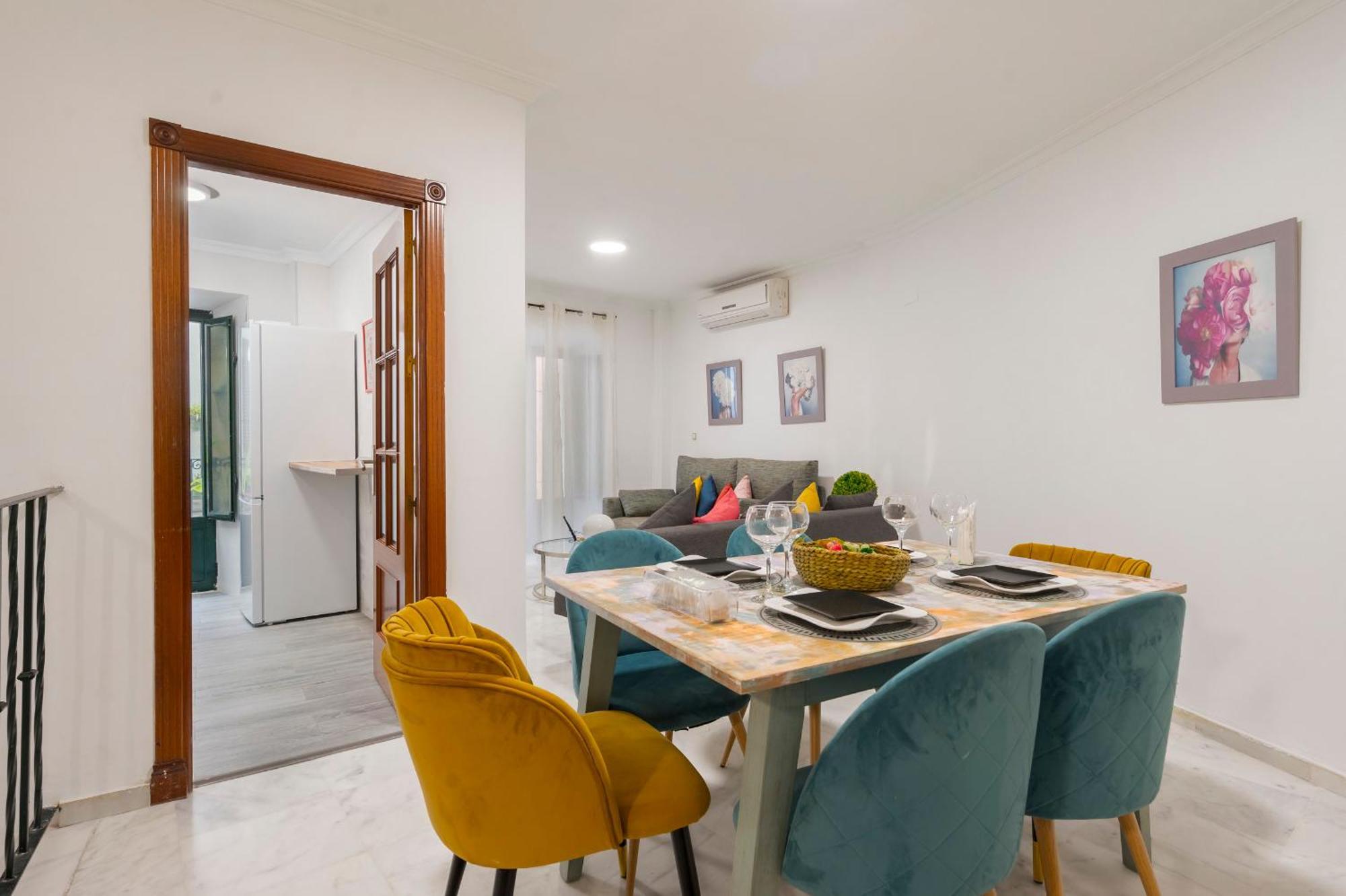 Santa Catalina Moderno Apartment เซบีญา ภายนอก รูปภาพ