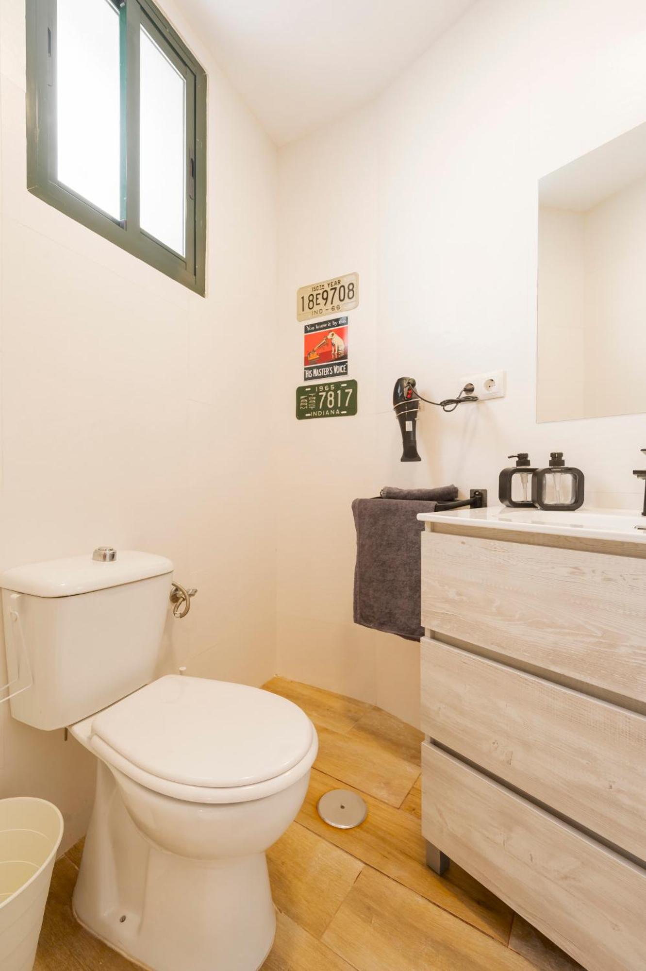 Santa Catalina Moderno Apartment เซบีญา ภายนอก รูปภาพ