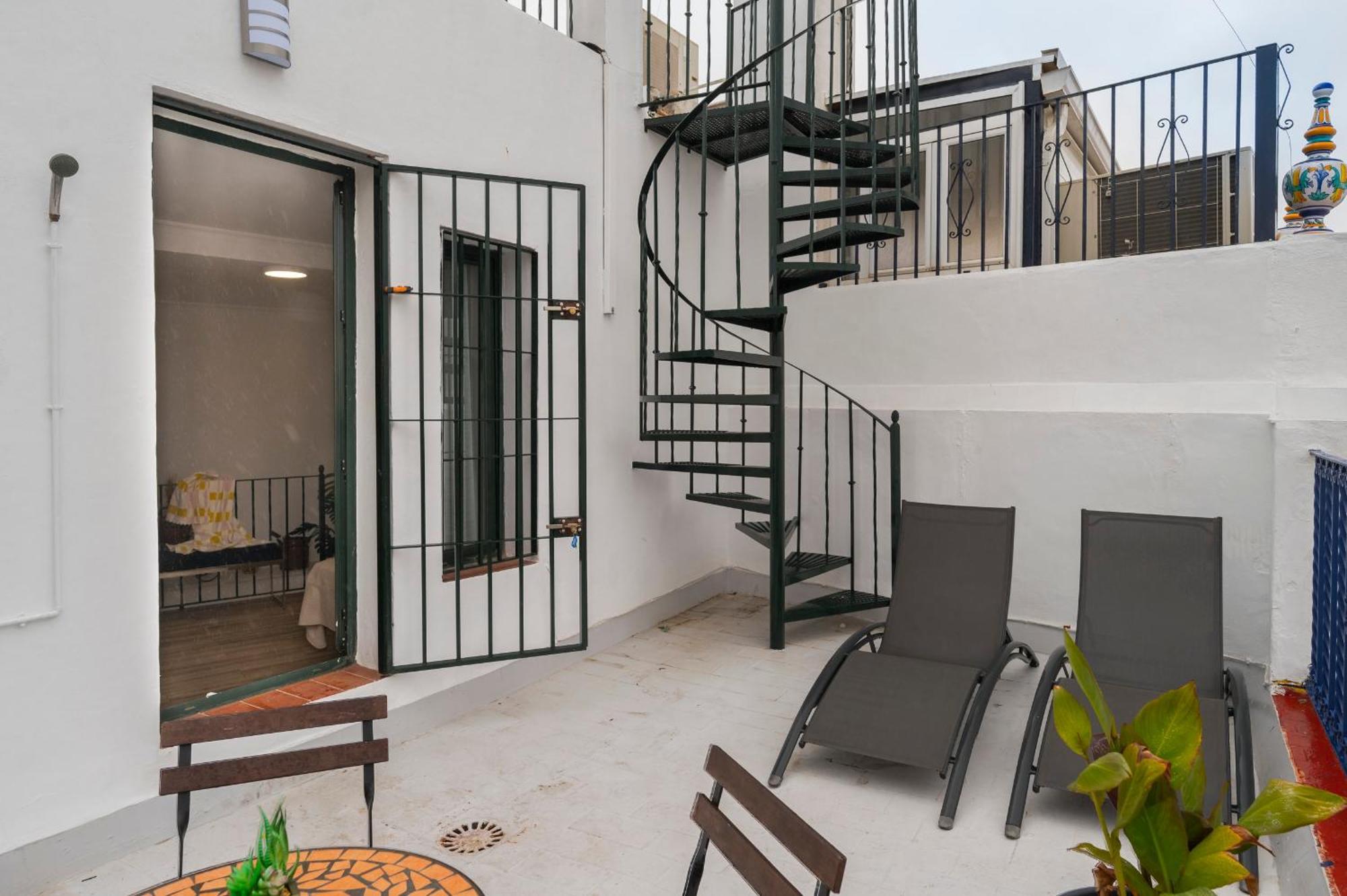 Santa Catalina Moderno Apartment เซบีญา ภายนอก รูปภาพ